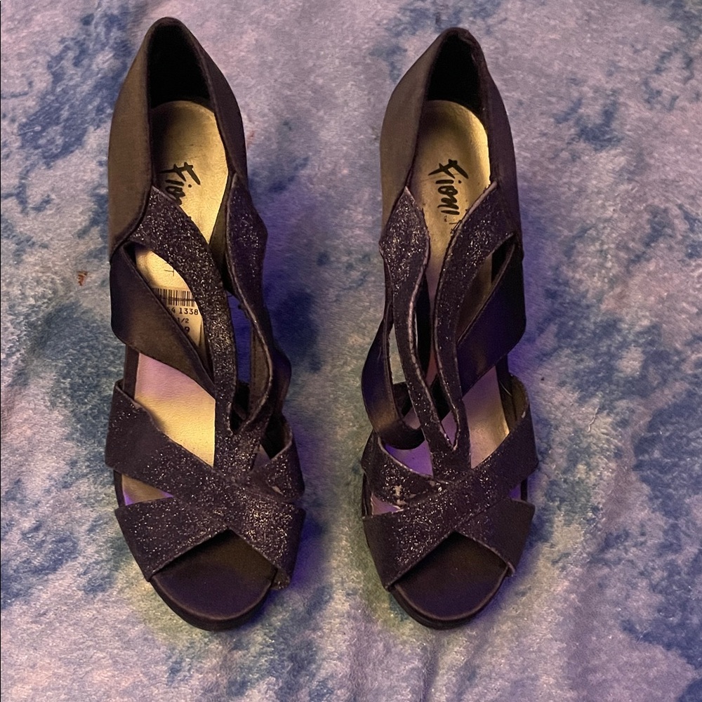 FIONI Clothing Black Glitter Strappy Heels